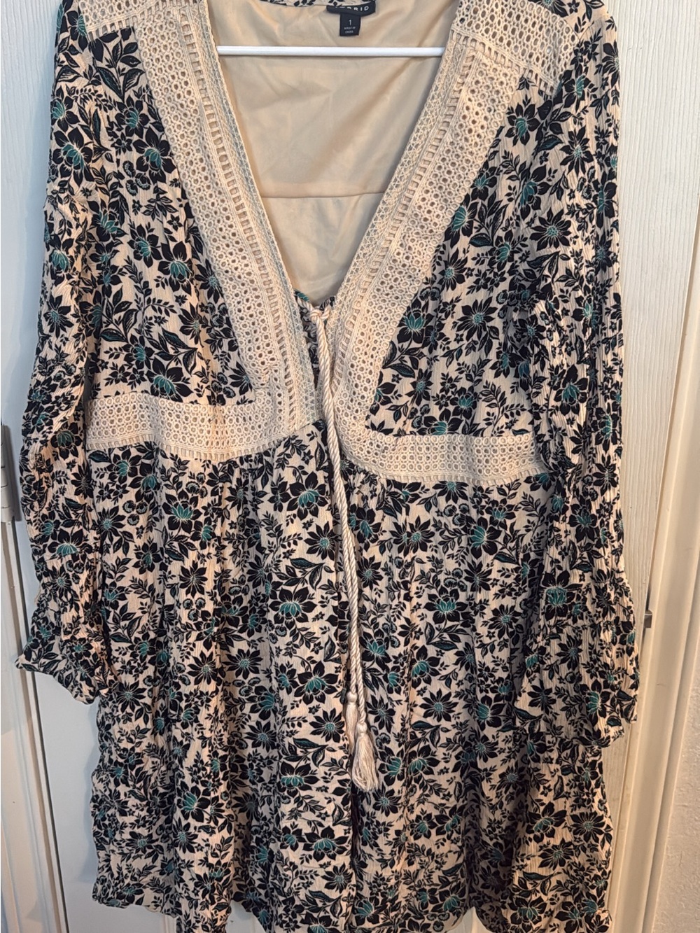 torrid Cream Tunic with Black & Teal Floral Print and Crochet Trim